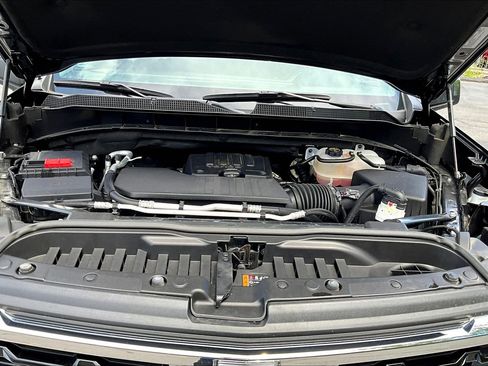 Used 2024 Chevrolet Silverado 1500 LT AWD/4WD image 22