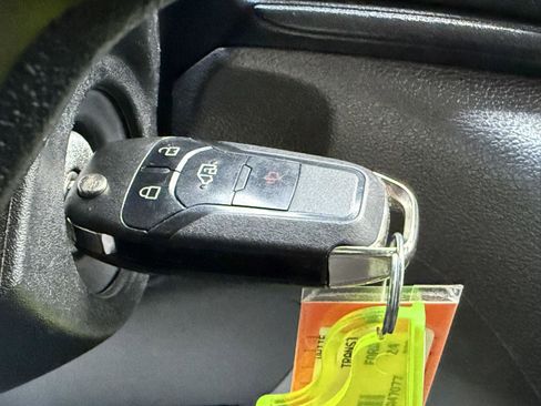 Used 2024 Ford Transit 350 XLT image 30