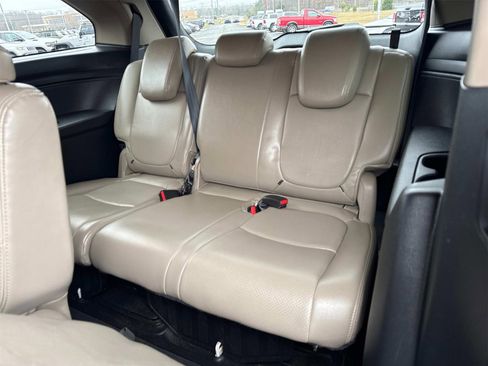Used 2018 Honda Odyssey EX image 15