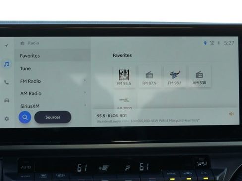 Used 2026 Toyota Camry Hybrid w/ Multimedia Upgrade Package FWD image 27