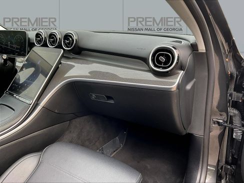 Used 2022 Mercedes-Benz C 300 Sedan image 28