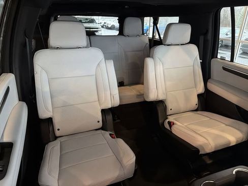 New 2026 Chevrolet Suburban Premier w/ Sun And Tow Package image 18