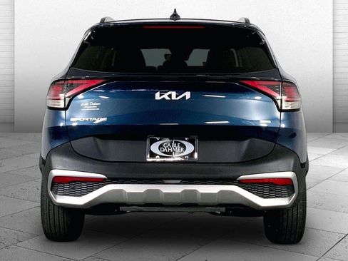 Certified 2025 Kia Sportage EX w/ EX Premium Package image 3