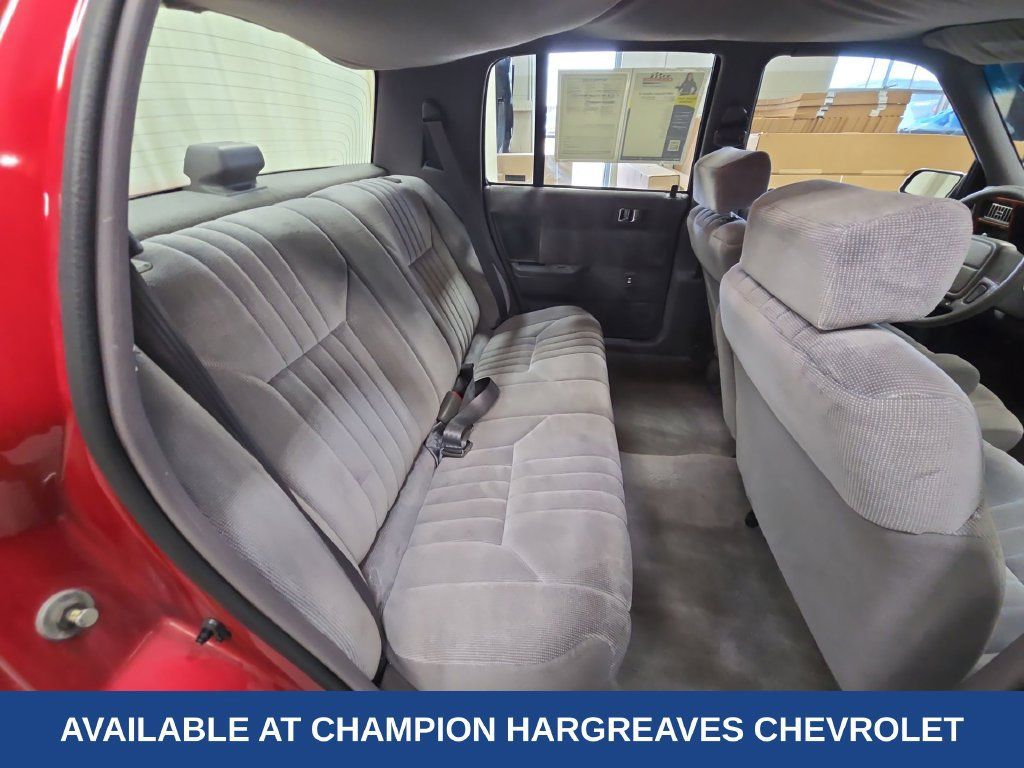 Used 1994 Chrysler LeBaron LE FWD image 35