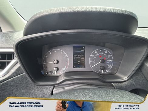 Used 2024 Toyota Corolla Cross LE AWD/4WD image 16