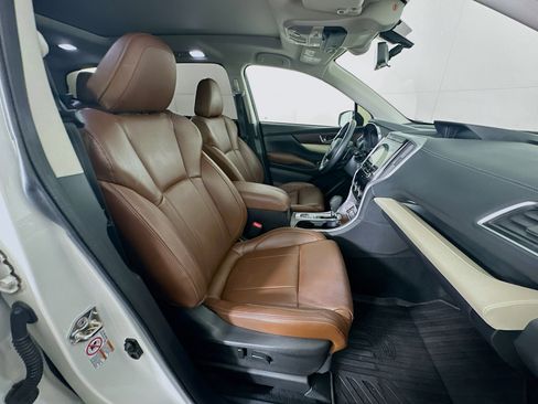 Used 2019 Subaru Ascent Touring w/ Popular Package #3 image 34