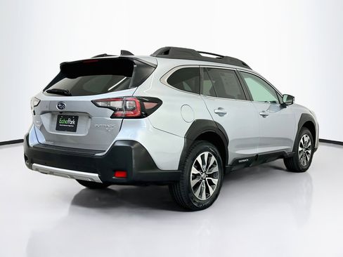 Used 2024 Subaru Outback Limited XT AWD/4WD image 9