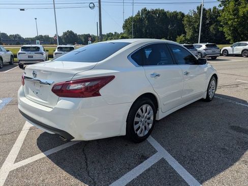 Used 2018 Nissan Altima 2.5 S w/ S Convenience Package FWD image 8