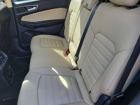 Used 2021 Ford Edge SEL w/ Convenience Package image 14
