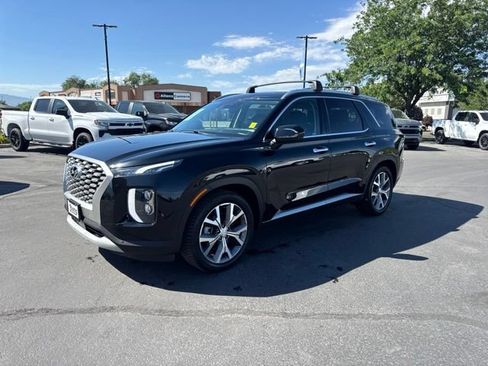 Used 2022 Hyundai Palisade SEL w/ Convenience Package AWD/4WD image 3