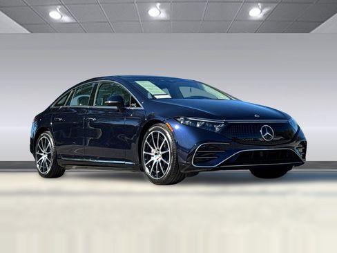 Used 2022 Mercedes-Benz EQS 580 4MATIC Sedan image 7