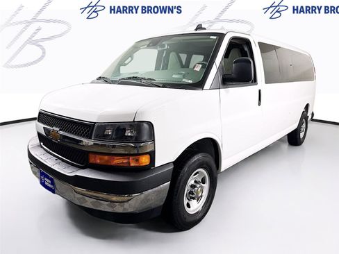 Used 2025 Chevrolet Express 3500 LT w/ LT Preferred Equipment Group RWD image 1