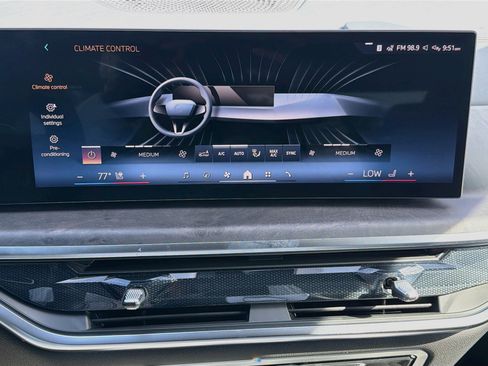 New 2027 BMW X7 xDrive40i w/ Executive Package AWD/4WD image 37