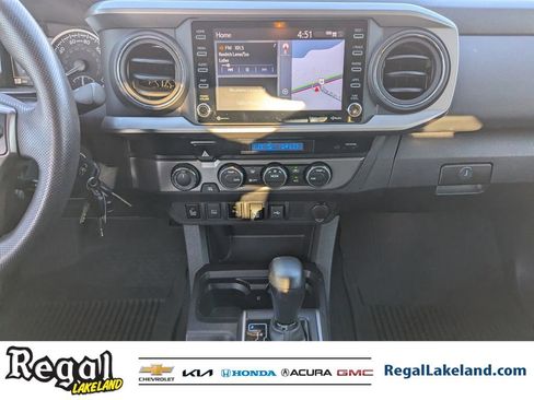 Used 2022 Toyota Tacoma SR5 w/ Trail Edition image 12