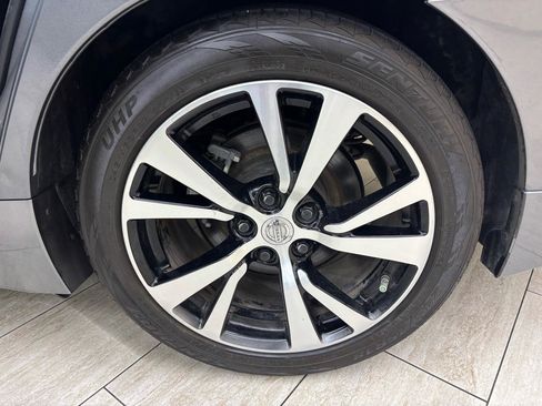 Used 2018 Nissan Maxima 3.5 S FWD image 36