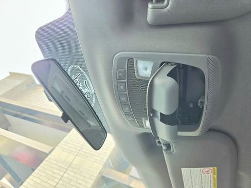 Used 2017 Ford F250 XLT w/ XLT Value Package image 32