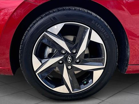 Used 2023 Hyundai Elantra SEL w/ Convenience Package image 11