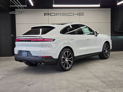 New 2026 Porsche Cayenne Coupe AWD/4WD image 6