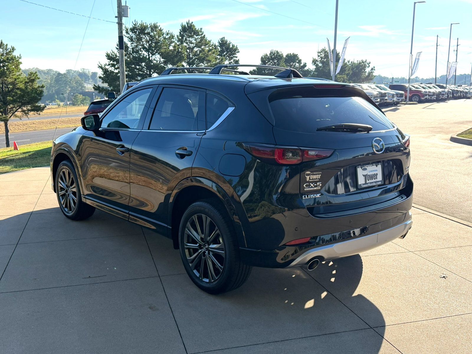 Used 2025 MAZDA CX-5 Signature AWD/4WD image 4