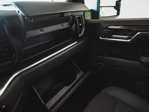 Used 2024 GMC Sierra 1500 Elevation image 16