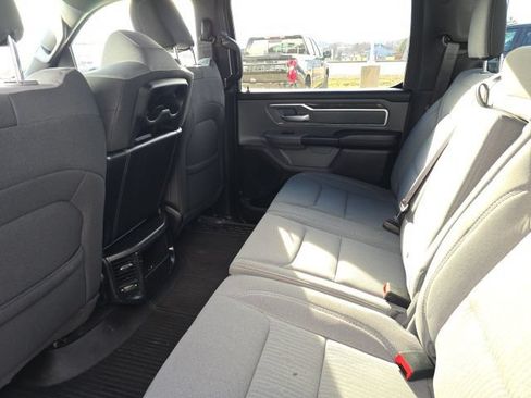 Used 2022 RAM 1500 Big Horn AWD/4WD image 9
