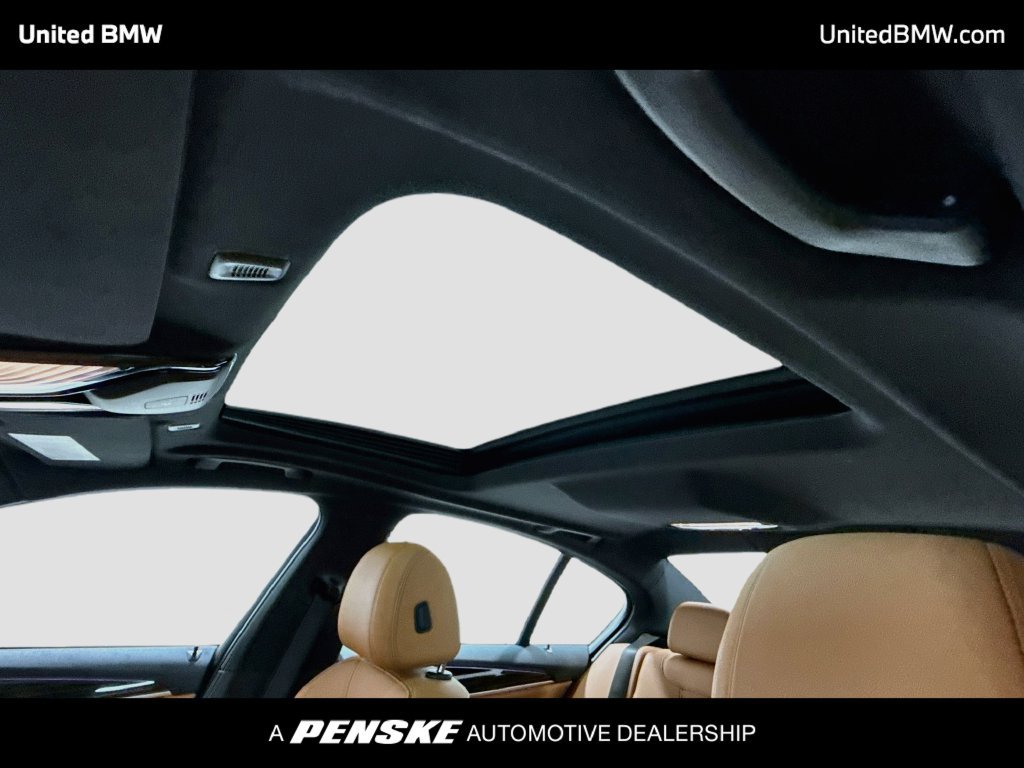 Certified 2023 BMW 530i w/ Premium Package RWD image 19