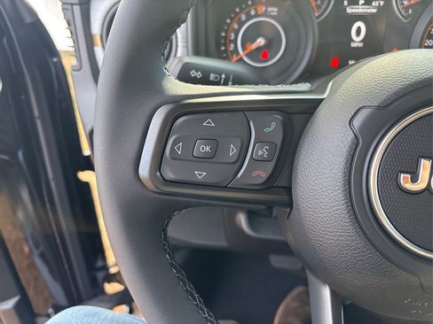 New 2026 Jeep Gladiator Sport image 23