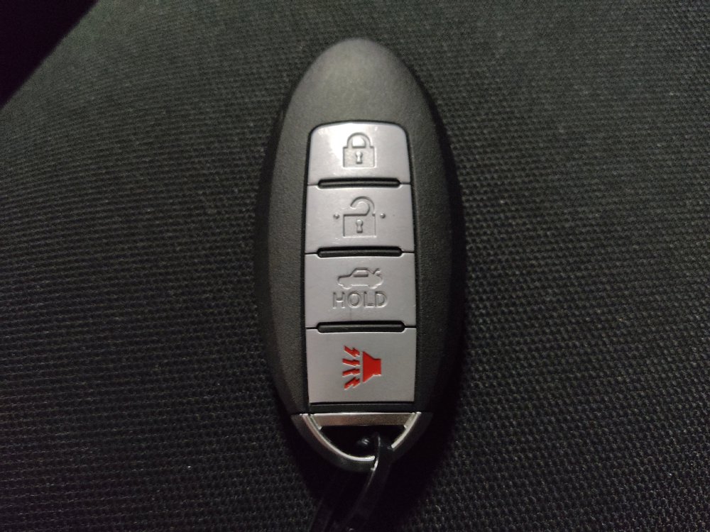 Used 2021 Nissan Versa SV FWD image 32
