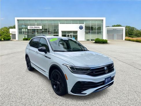 Used 2024 Volkswagen Tiguan SE R-Line AWD/4WD image 7