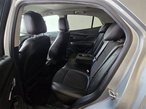 Used 2022 Buick Encore Preferred w/ Safety Package image 15