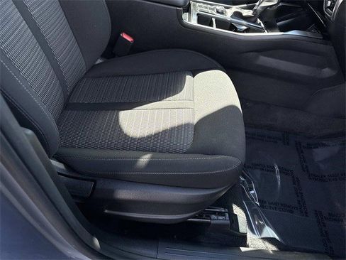 Used 2023 Kia Sorento LX image 10