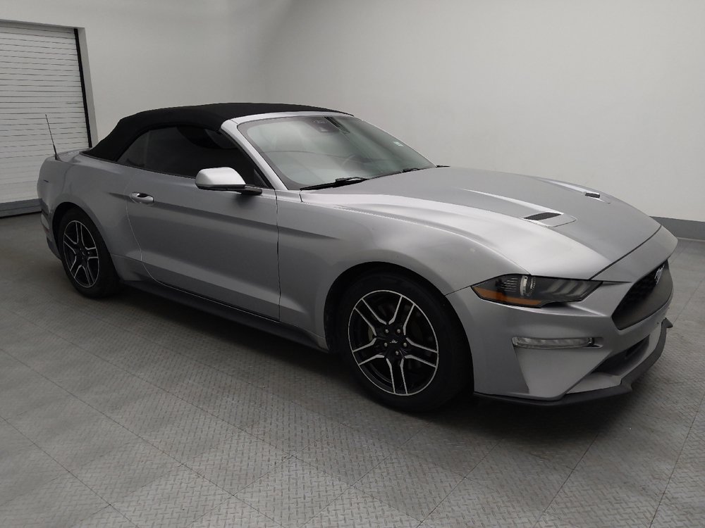 Used 2022 Ford Mustang Premium RWD image 11