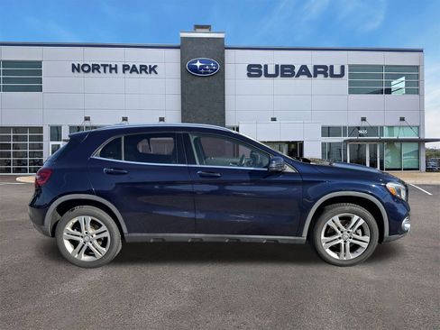 Used 2018 Mercedes-Benz GLA 250 image 2