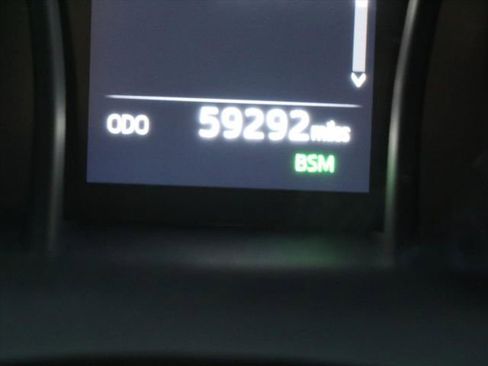 Used 2023 Toyota Camry SE image 32