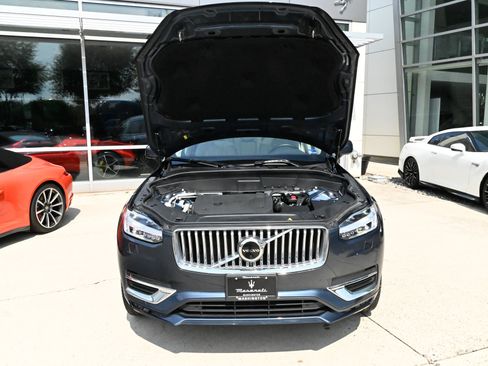Used 2023 Volvo XC90 B6 Plus AWD/4WD image 64