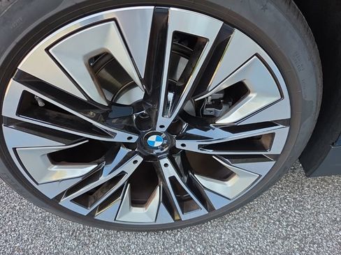 Used 2026 BMW 530i RWD image 10