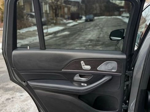 Used 2020 Mercedes-Benz GLS 450 4MATIC image 23