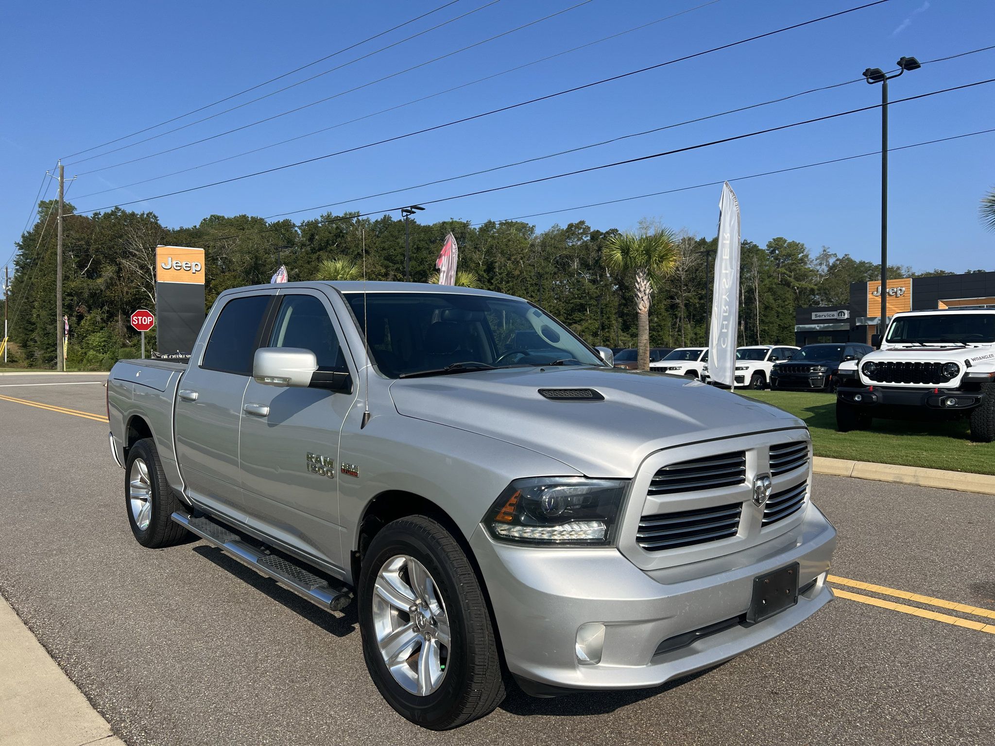 Used 2015 RAM 1500 Sport w/ Remote Start & Security Group AWD/4WD image 1