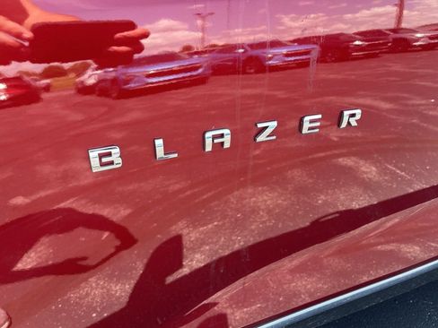 Used 2024 Chevrolet Blazer Premier AWD/4WD image 32