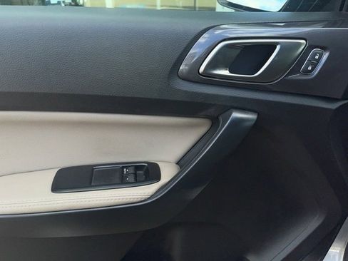 Used 2022 Ford Ranger Lariat w/ Technology Package image 11