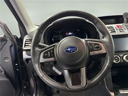 Used 2018 Subaru Forester 2.5i Touring image 16