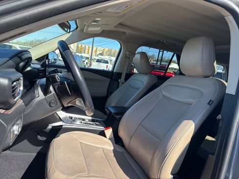 Used 2020 Ford Explorer Limited w/ Class III Trailer Tow Package image 15