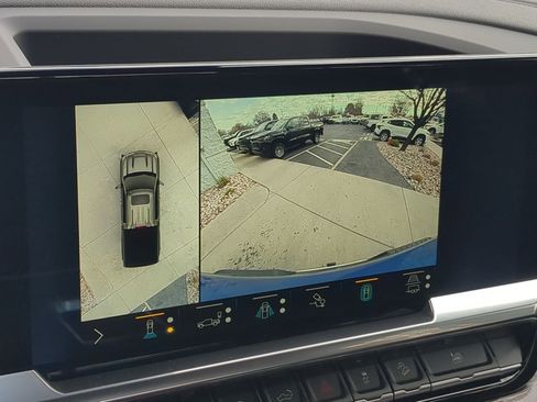 Used 2022 Chevrolet Silverado 1500 LTZ w/ LTZ Premium Package image 18