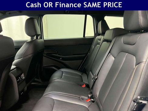 Used 2026 Jeep Cherokee Limited AWD/4WD image 14