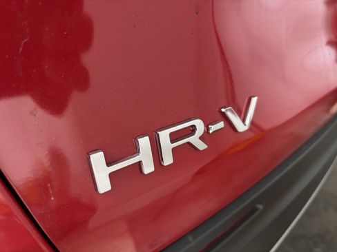 Used 2024 Honda HR-V Sport image 3