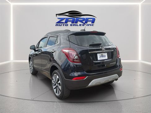 Used 2021 Buick Encore Preferred AWD/4WD image 5