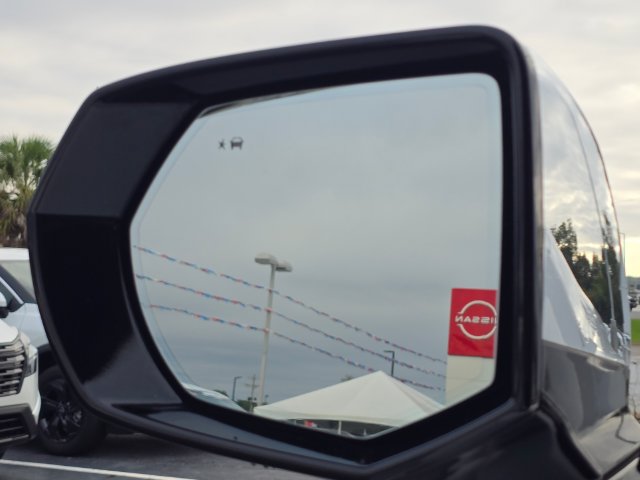 Used 2023 Chevrolet Suburban Premier RWD image 23