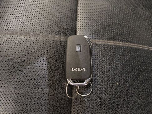 Used 2022 Kia Telluride EX w/ EX Premium Package AWD/4WD image 32