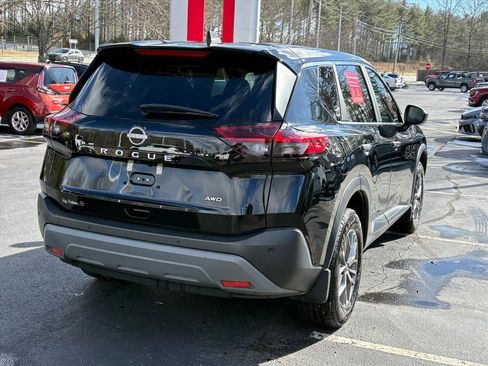 Certified 2023 Nissan Rogue S image 8