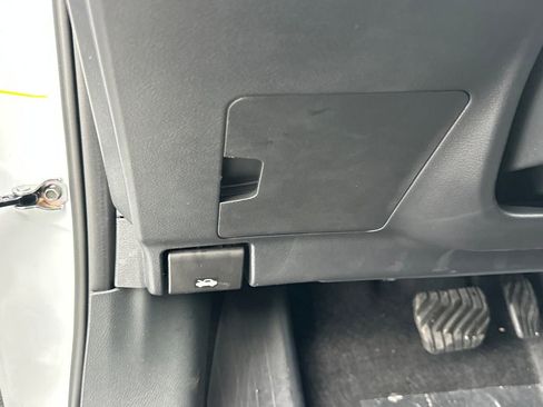 New 2026 Nissan Kicks SV w/ SV Premium Package image 12